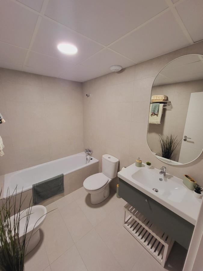Alazan Jerez Ii-Parking Gratis-Wifi-Netflix Apartment เฮเรซ เด ลาฟรอนเตรา ภายนอก รูปภาพ