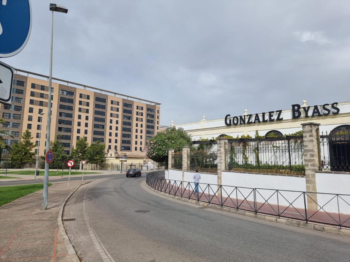 Alazan Jerez Ii-Parking Gratis-Wifi-Netflix Apartment เฮเรซ เด ลาฟรอนเตรา ภายนอก รูปภาพ