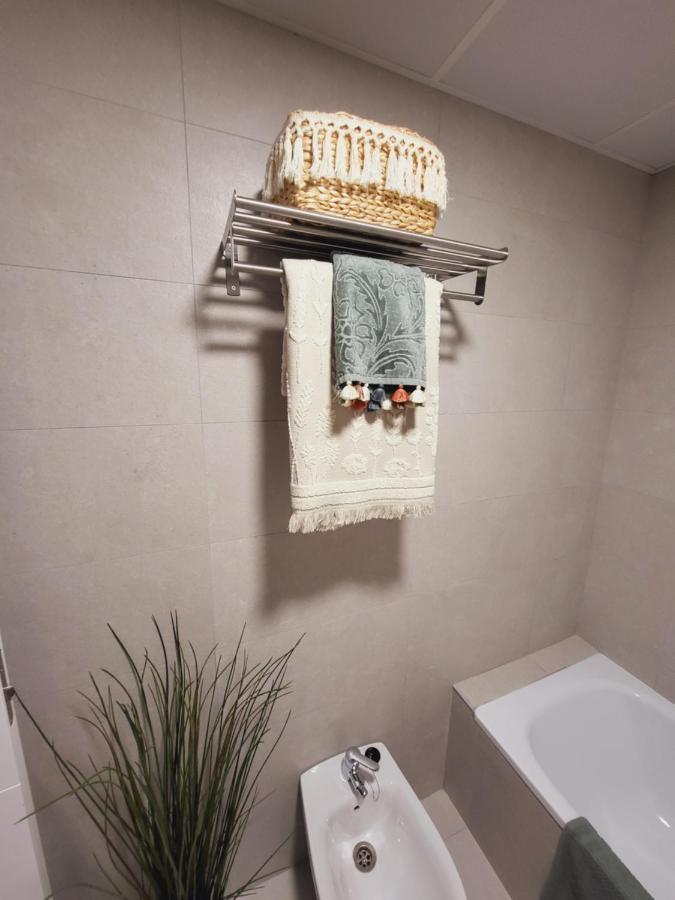 Alazan Jerez Ii-Parking Gratis-Wifi-Netflix Apartment เฮเรซ เด ลาฟรอนเตรา ภายนอก รูปภาพ