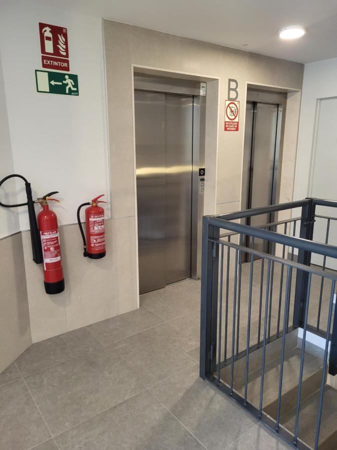 Alazan Jerez Ii-Parking Gratis-Wifi-Netflix Apartment เฮเรซ เด ลาฟรอนเตรา ภายนอก รูปภาพ